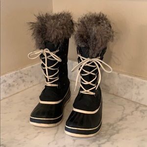 Sorel Joan of Arc Lace Boots